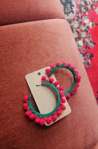 Kolczyki koła - czerwone róże